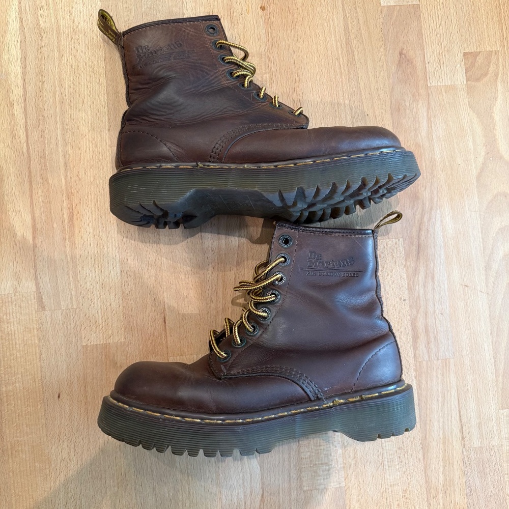 Vintage Doc Marten's, purchased Christmas 1998 PLEASE READ FOR SIZING INFO - Picture 3 of 8